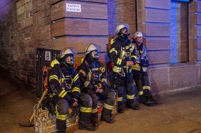 Stuttgart: Mehrere Verletzte bei Brand in Wohnhaus